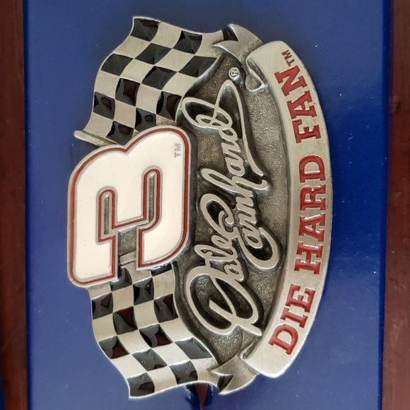 Vintage 1997 Dale Earnhardt Pewter Belt Buckle - Picture 4 of 13